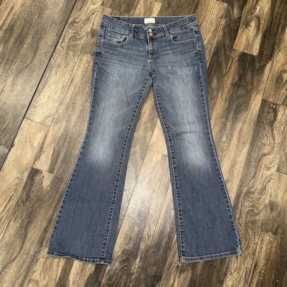 Aeropostale Women's Hailey Flare Blue Denim Jeans Size‎ 11/12 Regular